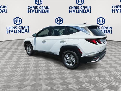 2025 Hyundai TUCSON SE