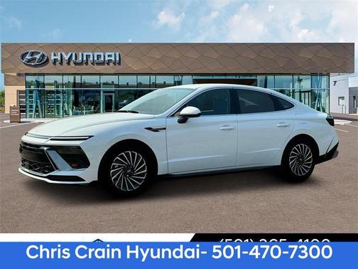 White Pearl 2025 Hyundai SONATA Hybrid SEL