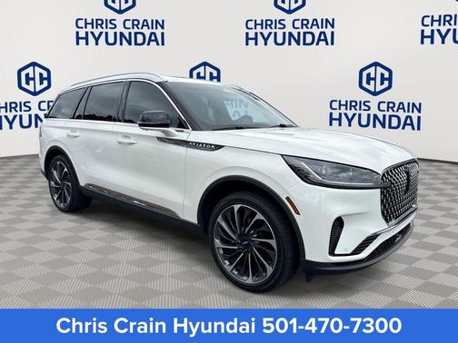 White Metallic 2025 Lincoln Aviator Reserve AWD