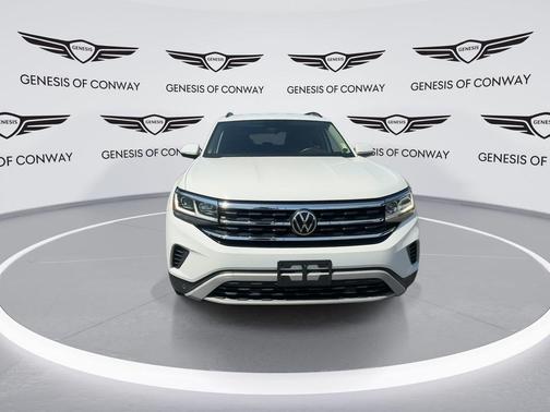 Pure White 2021 Volkswagen Atlas 3.6 V6 SE w/ Technology