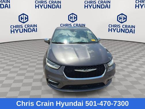 Crystal Metallic 2022 Chrysler Pacifica Limited