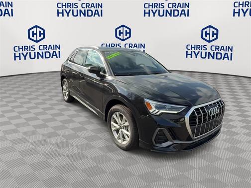 2024 Audi Q3 45 S line Premium