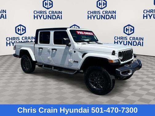 Bright White Clearcoat 2024 Jeep Gladiator Sport
