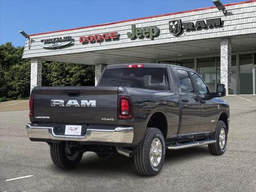 2025 RAM 2500 Lone Star Crew Cab 4x4 6'4' Box