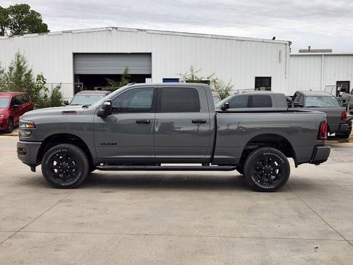 2026 RAM 2500 Lone Star Crew Cab 4x4 6'4' Box