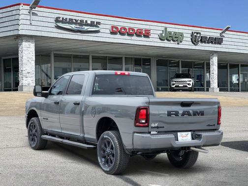 2026 RAM 2500 Lone Star Crew Cab 4x4 6'4' Box
