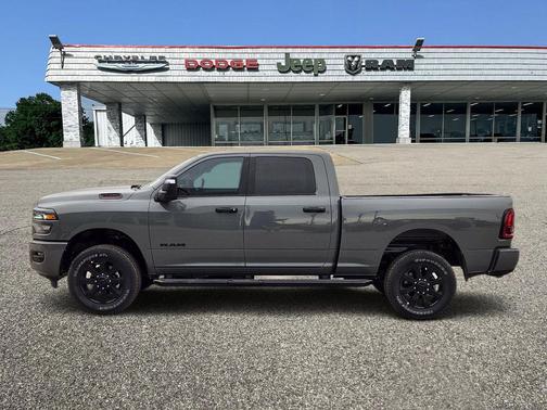 2026 RAM 2500 Lone Star Crew Cab 4x4 6'4' Box