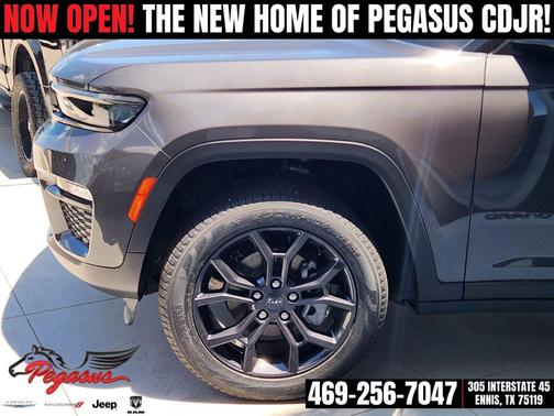Baltic Gray Metallic Clearcoat 2025 Jeep Grand Cherokee Limited