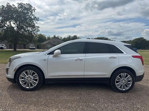 2017 Cadillac XT5 Premium Luxury