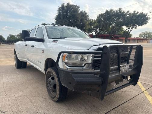 2020 RAM 3500 Tradesman Crew Cab 4x4 8' Box