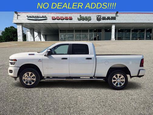 Bright White Clearcoat 2026 RAM 2500 Lone Star Crew Cab 4x4 6'4' Box