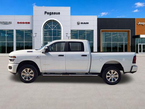 Bright White Clearcoat 2026 RAM 2500 Lone Star Crew Cab 4x4 6'4' Box