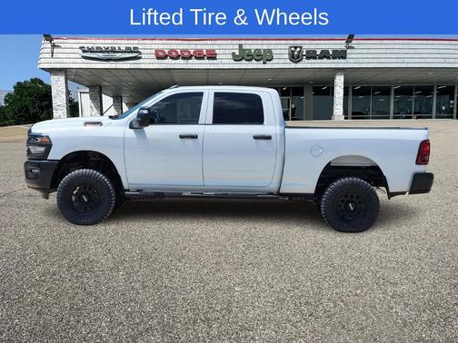 2025 RAM 2500 Tradesman Crew Cab 4x4 6'4' Box
