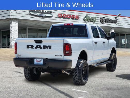 2025 RAM 2500 Tradesman Crew Cab 4x4 6'4' Box