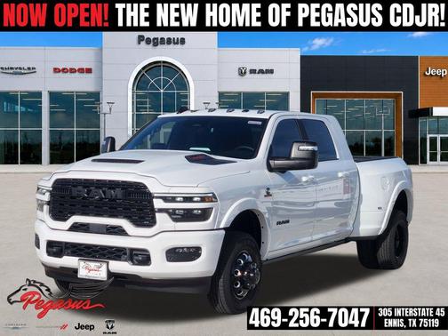 Bright White Clearcoat 2027 RAM 3500 Limited