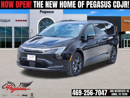 Diamond Black Crystal Pearlcoat 2027 Chrysler Pacifica Limited