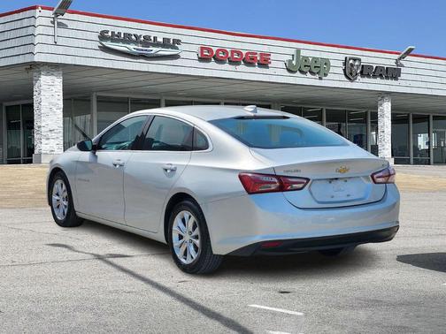 2021 Chevrolet Malibu FWD LT