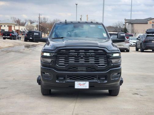 2026 RAM 3500 Lone Star Crew Cab 4x4 8' Box