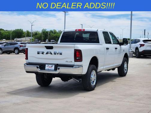 Bright White Clearcoat 2026 RAM 2500 Tradesman Crew Cab 4x4 6'4' Box