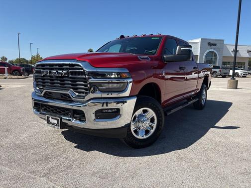 2026 RAM 2500 Tradesman Crew Cab 4x4 6'4' Box