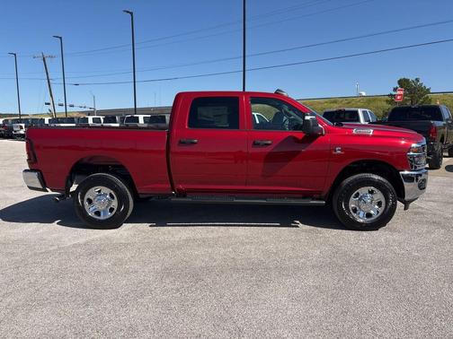 2026 RAM 2500 Tradesman Crew Cab 4x4 6'4' Box