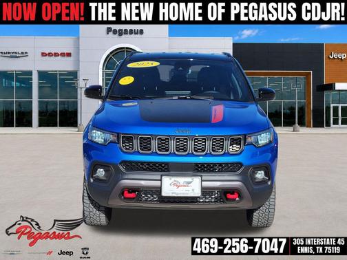 Hydro Blue Pearlcoat 2025 Jeep Compass Trailhawk