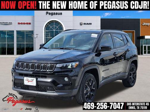 Diamond Black Crystal Pearlcoat 2026 Jeep Compass Latitude