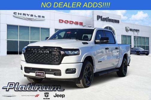Bright White Clearcoat 2026 RAM 1500 Big Horn/Lone Star