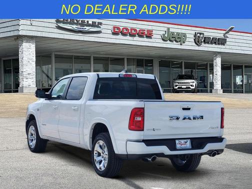 Bright White Clearcoat 2026 RAM 1500 Big Horn/Lone Star