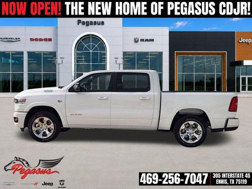 Bright White Clearcoat 2026 RAM 1500 Big Horn/Lone Star