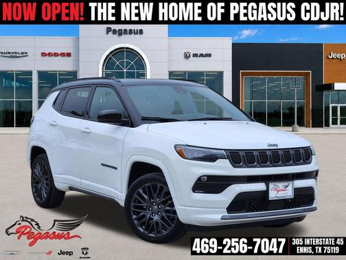 Bright White Clearcoat 2024 Jeep Compass Limited
