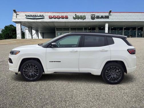 Bright White Clearcoat 2024 Jeep Compass Limited