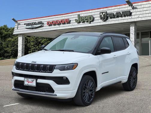 Bright White Clearcoat 2024 Jeep Compass Limited