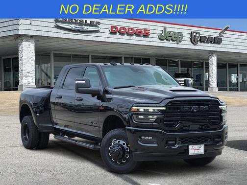 Diamond Black Crystal Pearlcoat 2026 RAM 3500 Laramie Mega Cab 4x4 6'4' Box