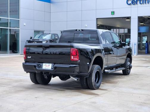 2026 RAM 3500 Laramie Mega Cab 4x4 6'4' Box