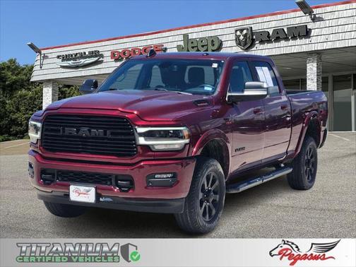 2022 RAM 2500 Laramie Crew Cab 4x4 6'4' Box