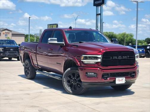 2022 RAM 2500 Laramie Crew Cab 4x4 6'4' Box