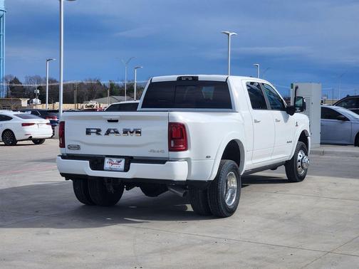 2026 RAM 3500 Longhorn