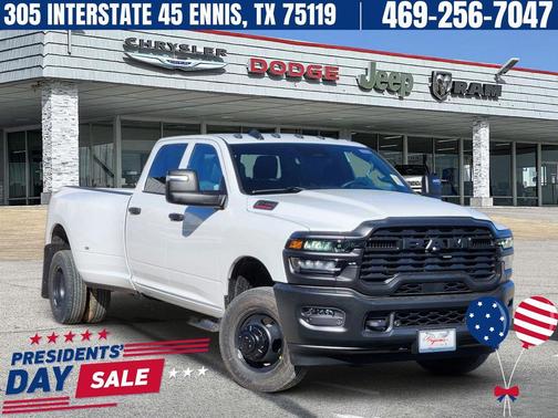 2026 RAM 3500 Tradesman Crew Cab 4x4 8' Box