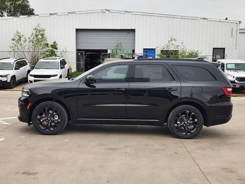 DB Black Clearcoat 2026 Dodge Durango GT RWD