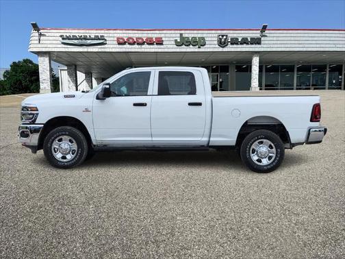 2025 RAM 2500 Tradesman Crew Cab 4x4 6'4' Box
