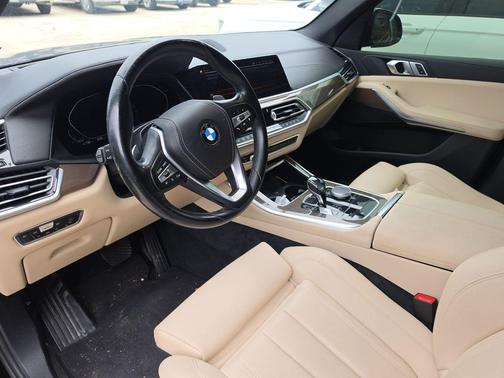 Jet Black 2020 BMW X5 sDrive40i