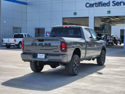 2026 RAM 2500 Lone Star Crew Cab 4x4 6'4' Box