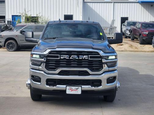 2026 RAM 3500 Tradesman Crew Cab 4x4 8' Box