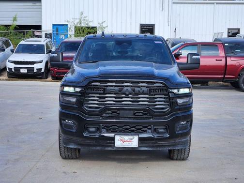 2025 RAM 2500 Lone Star Crew Cab 4x4 6'4' Box