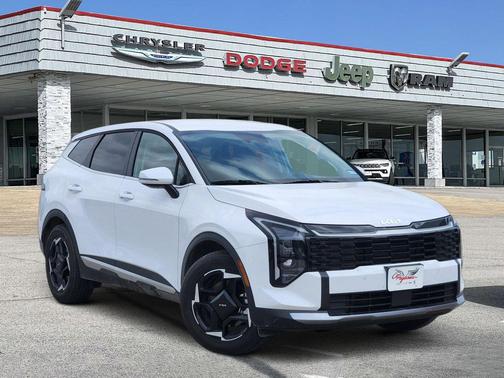 Glacial White Pearl 2026 Kia Sportage EX