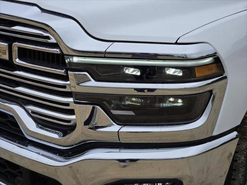 2025 RAM 2500 Laramie Crew Cab 4x4 6'4' Box