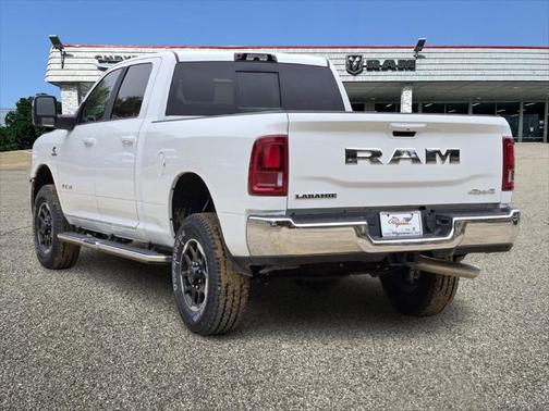 2025 RAM 2500 Laramie Crew Cab 4x4 6'4' Box