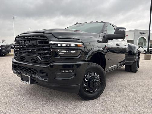 2026 RAM 3500 Limited Mega Cab 4x4 6'4' Box