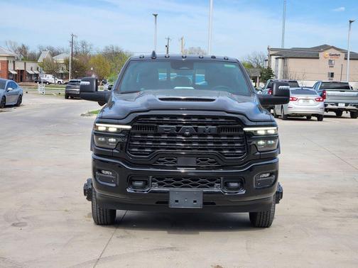 2026 RAM 3500 Limited Mega Cab 4x4 6'4' Box